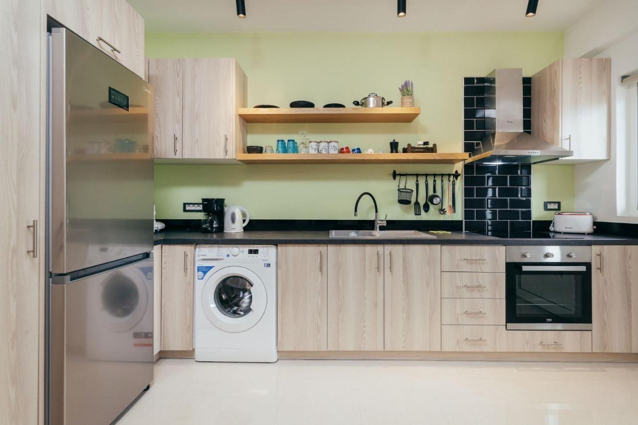Corner45 Apartments In Kalamaki Center, By Zantewize Dış mekan fotoğraf